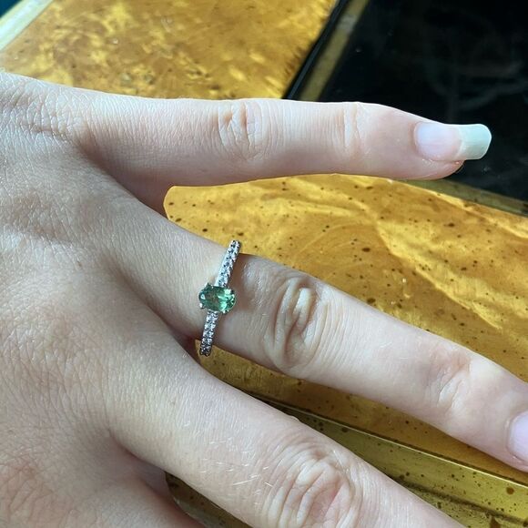 Genuine Green Apatite Sterling Silver Ring Size 6 - Picture 3 of 8